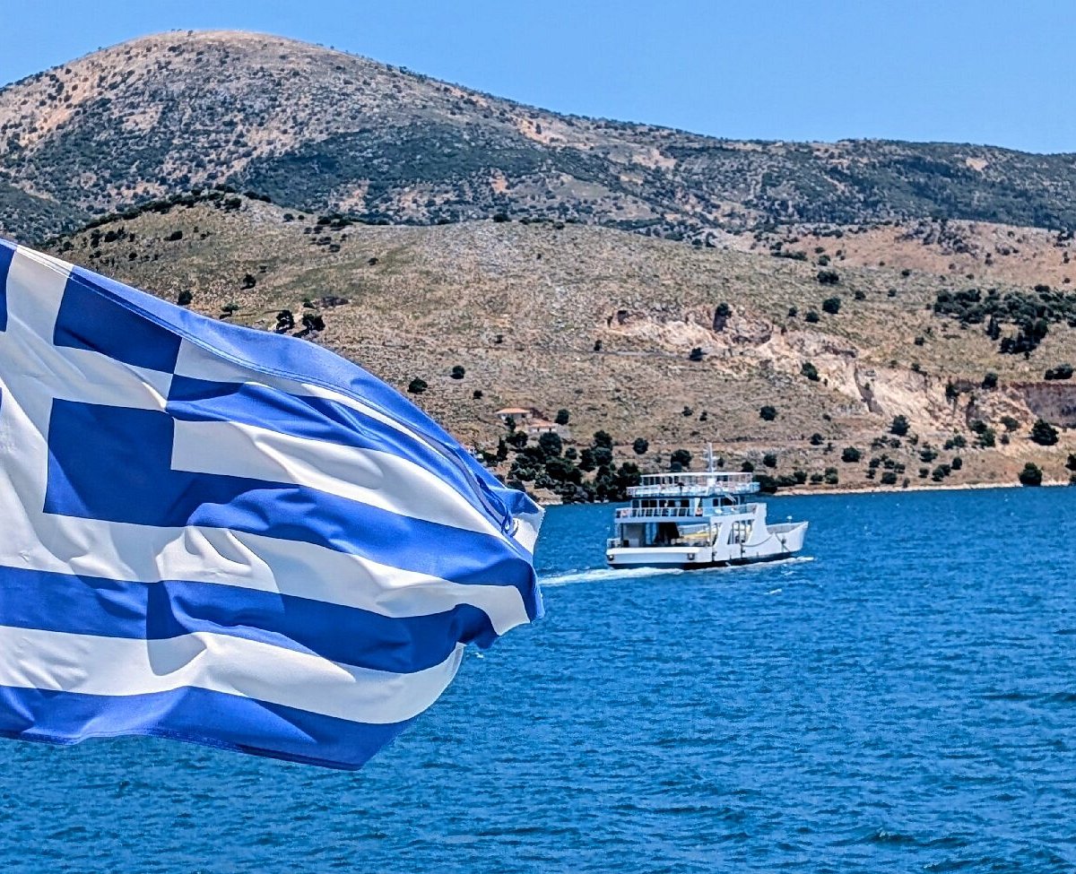 Kefalonyaya feribot ile ulasim