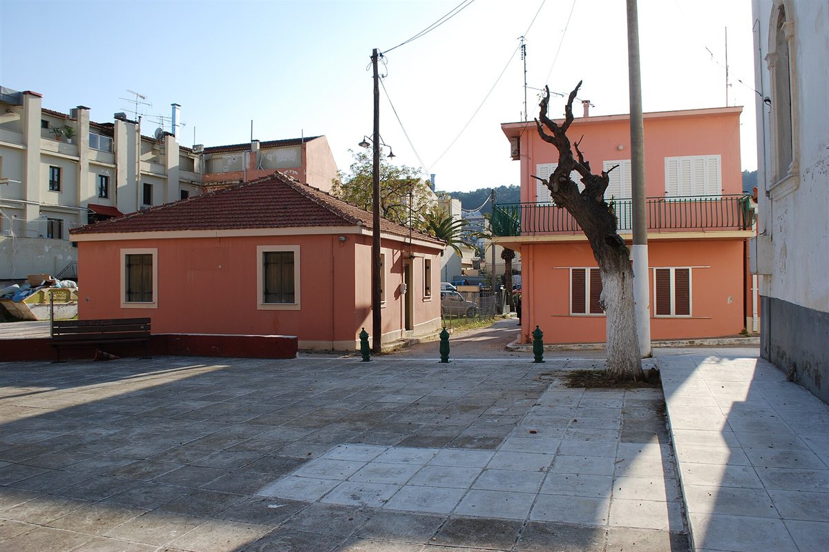 Argostoli sahil seridi restoran ve kafeler, tatil bultcesi kalemleri